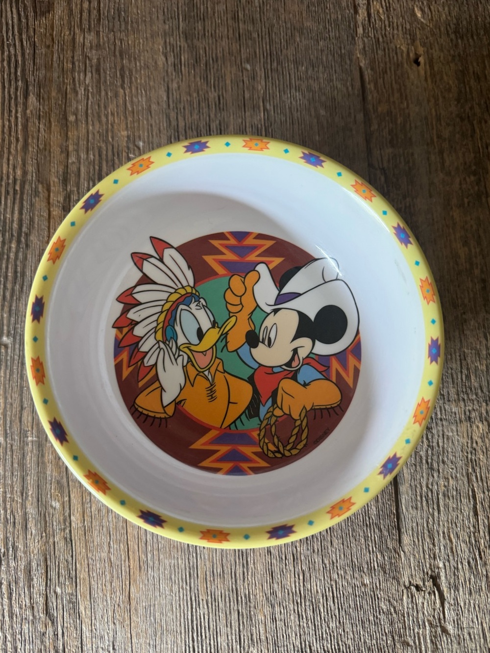 VINTAGE DISNEY MICKEY MOUSE AND DONALD DUCK COWBOY AND INDIAN BOWL